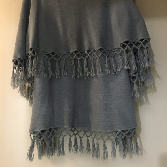 Blue Grey Boho Chic Tasseled Shawl - Picture 5 of 12